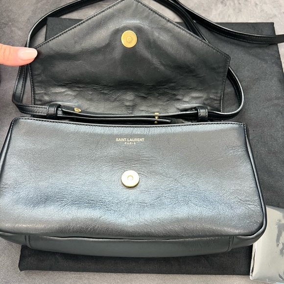 Yves Saint Laurent Envelope Crossbody Bag - Picture 9 of 17